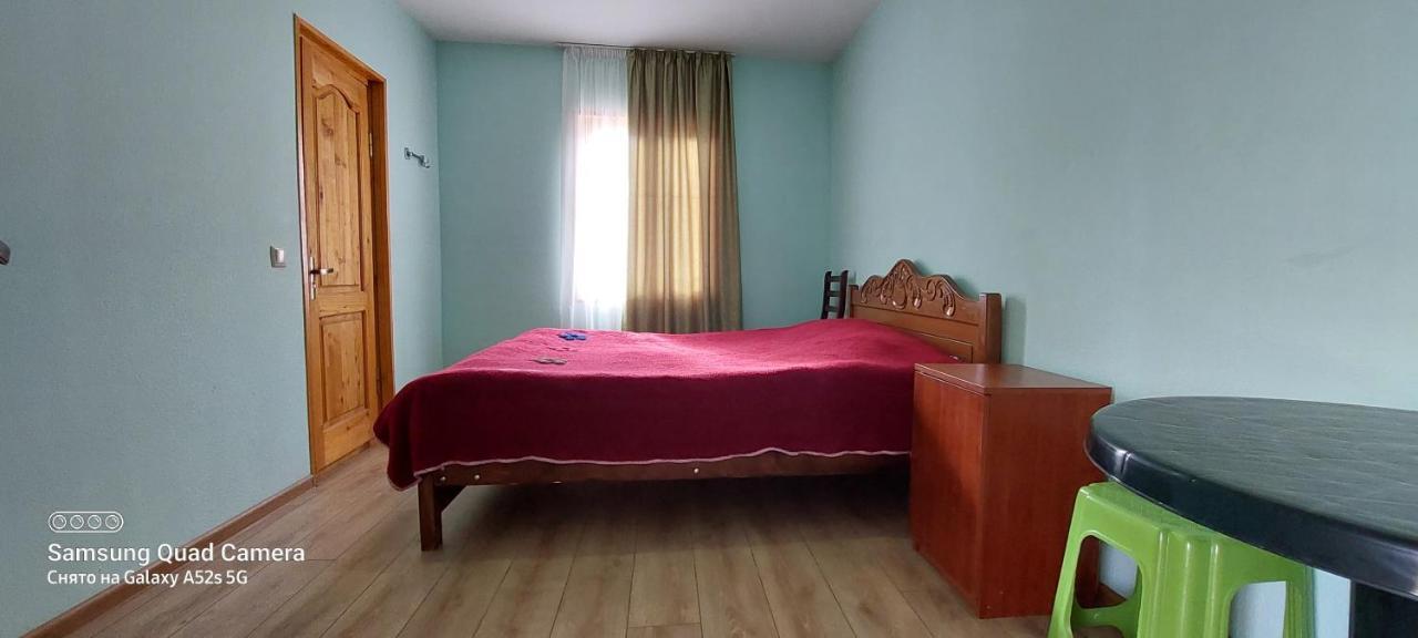 Guest House Tsasne Omalo Εξωτερικό φωτογραφία