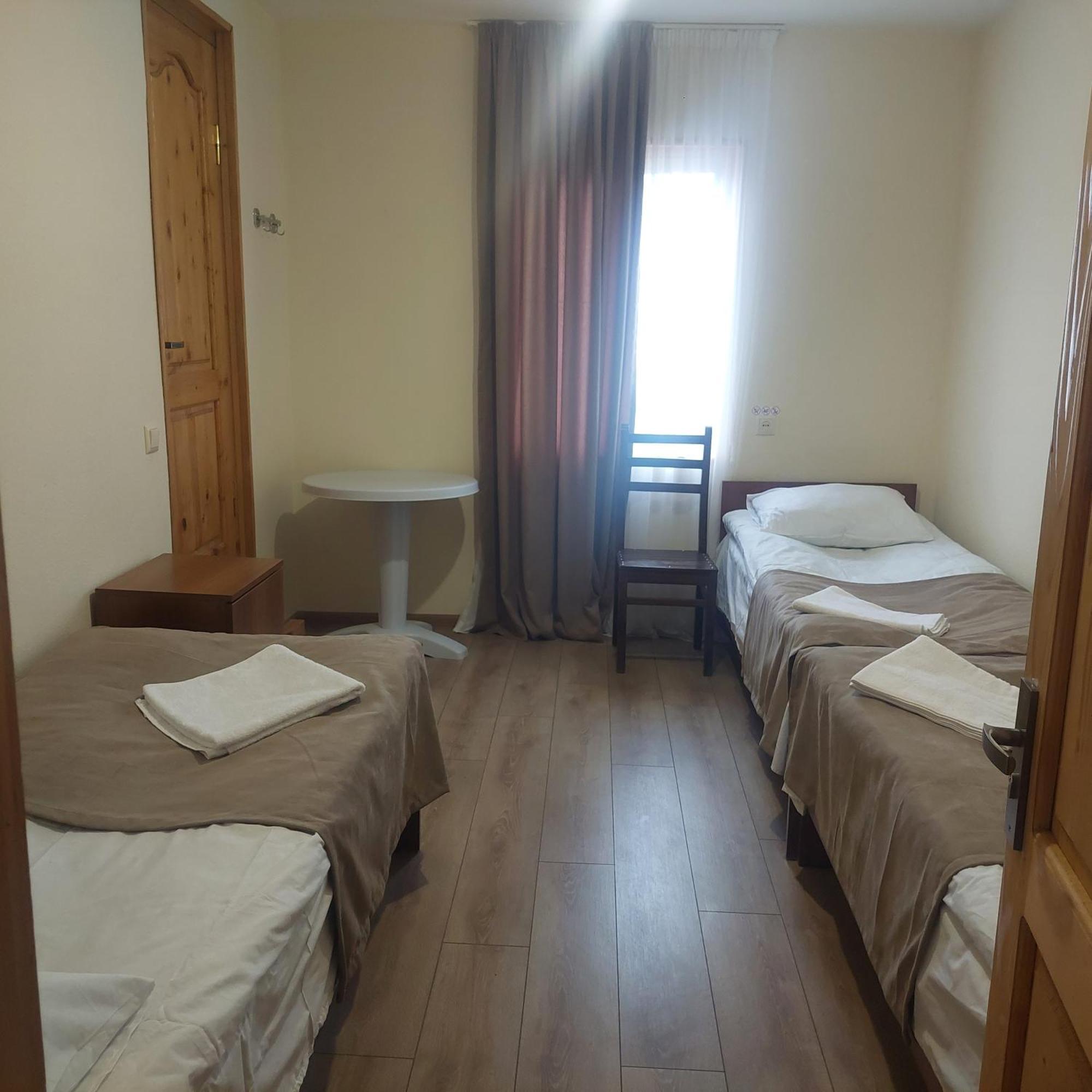 Guest House Tsasne Omalo Εξωτερικό φωτογραφία
