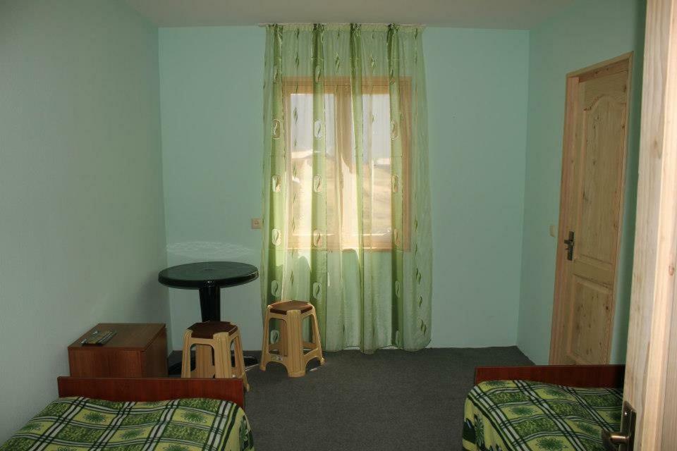 Guest House Tsasne Omalo Εξωτερικό φωτογραφία